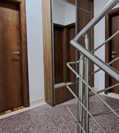 Dijana Apartment *