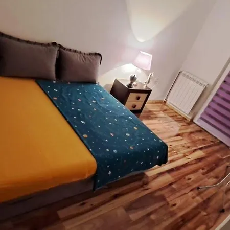 Apartment Dijana *